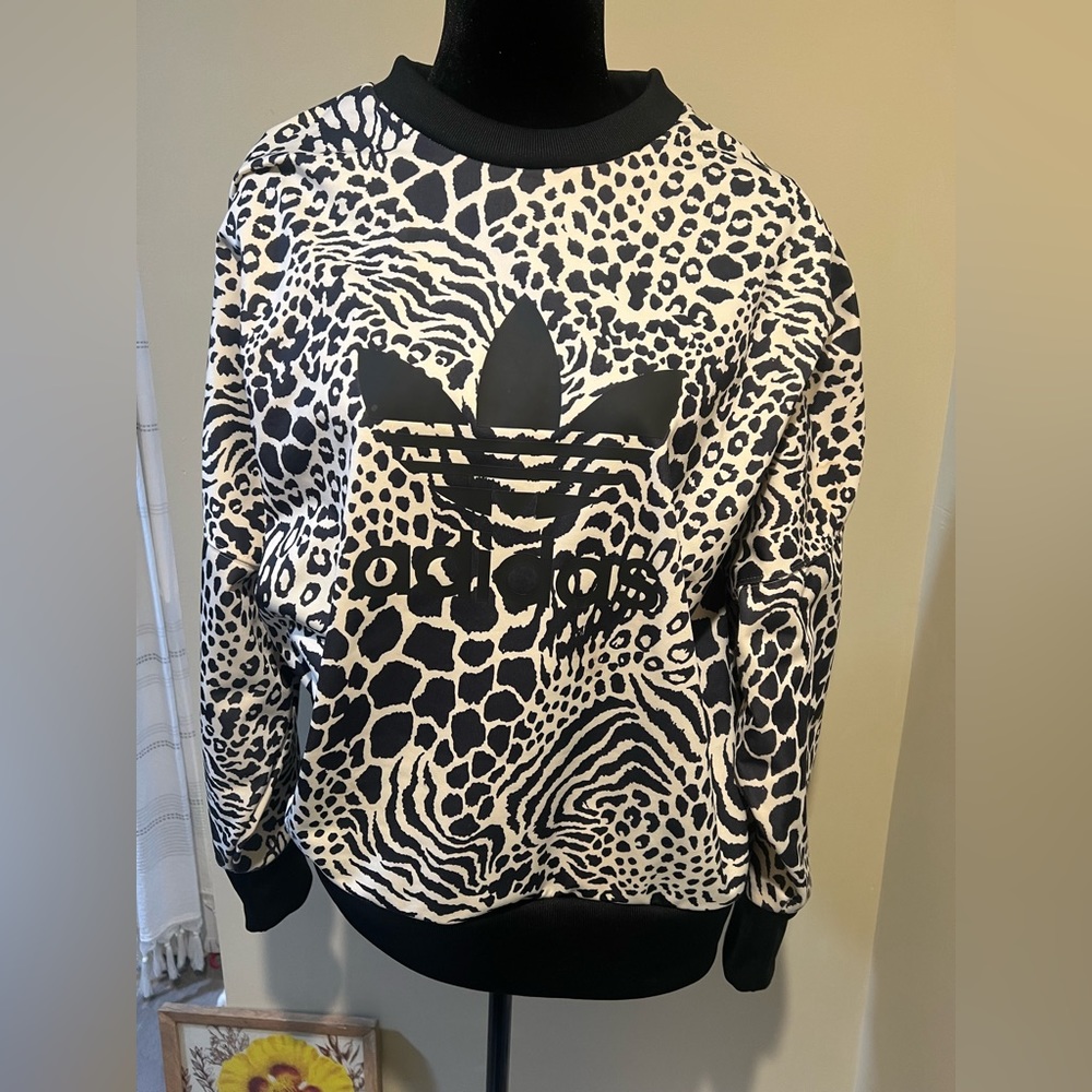 Animal print Adidas over pull crew sweater